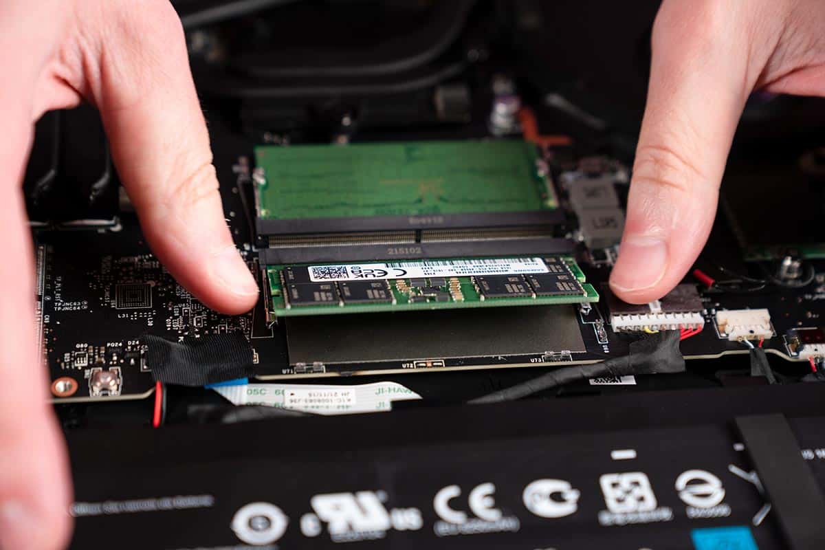 How to upgrade RAM on laptop devices DDR5 laptop RAM upgrade step 8